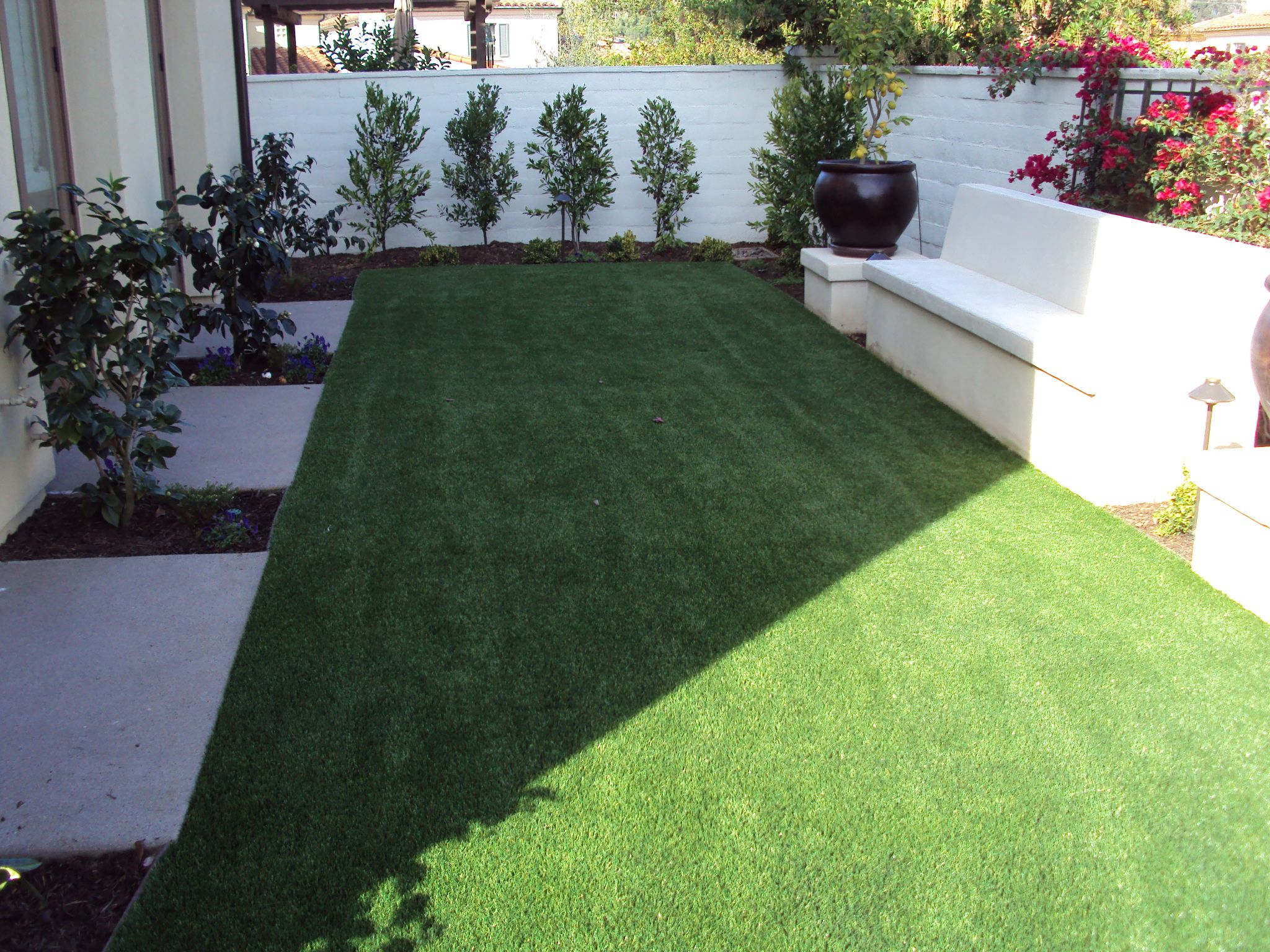 How to Choose the Best Artificial Grass For Your Outdoor